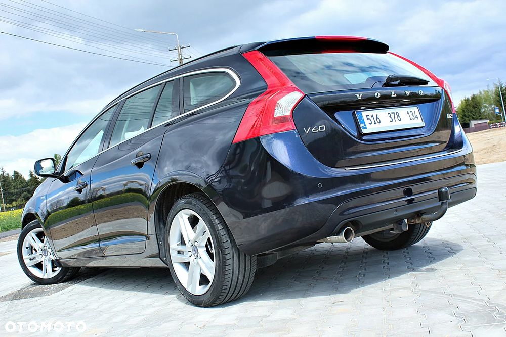 Volvo V60 D2 Geartronic Momentum - 19