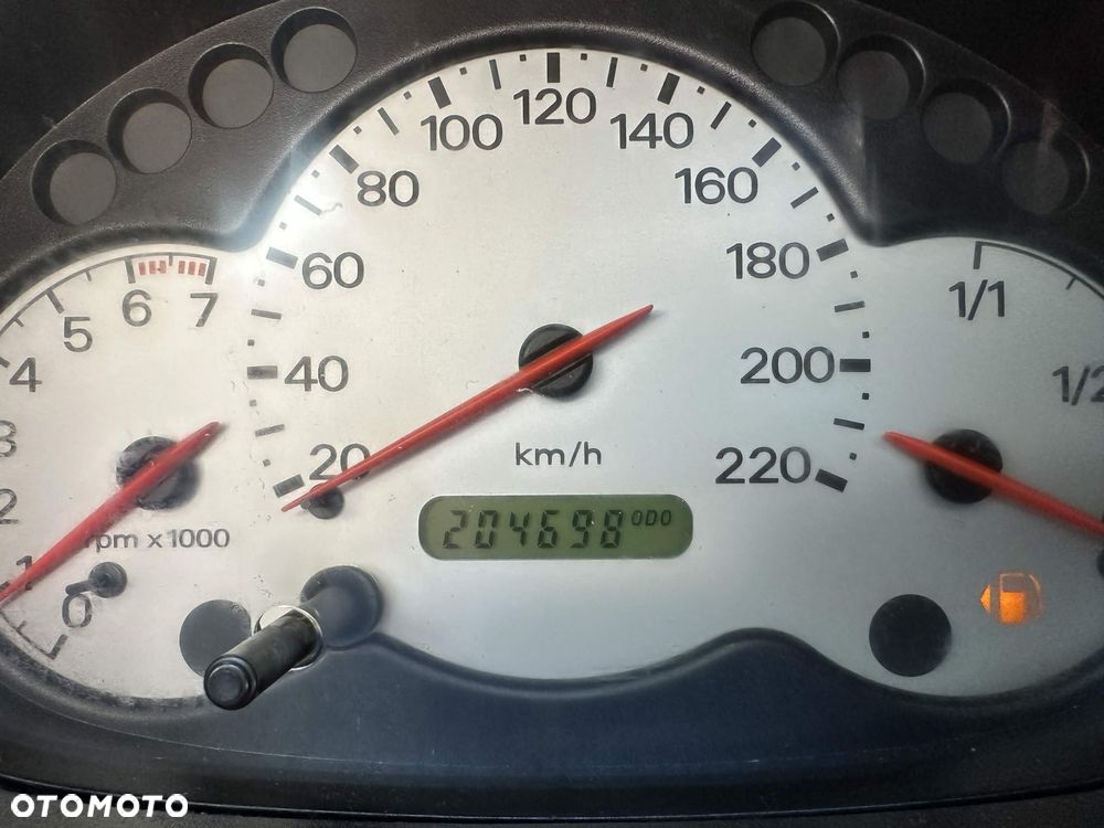 Ford KA 1.3 - 11