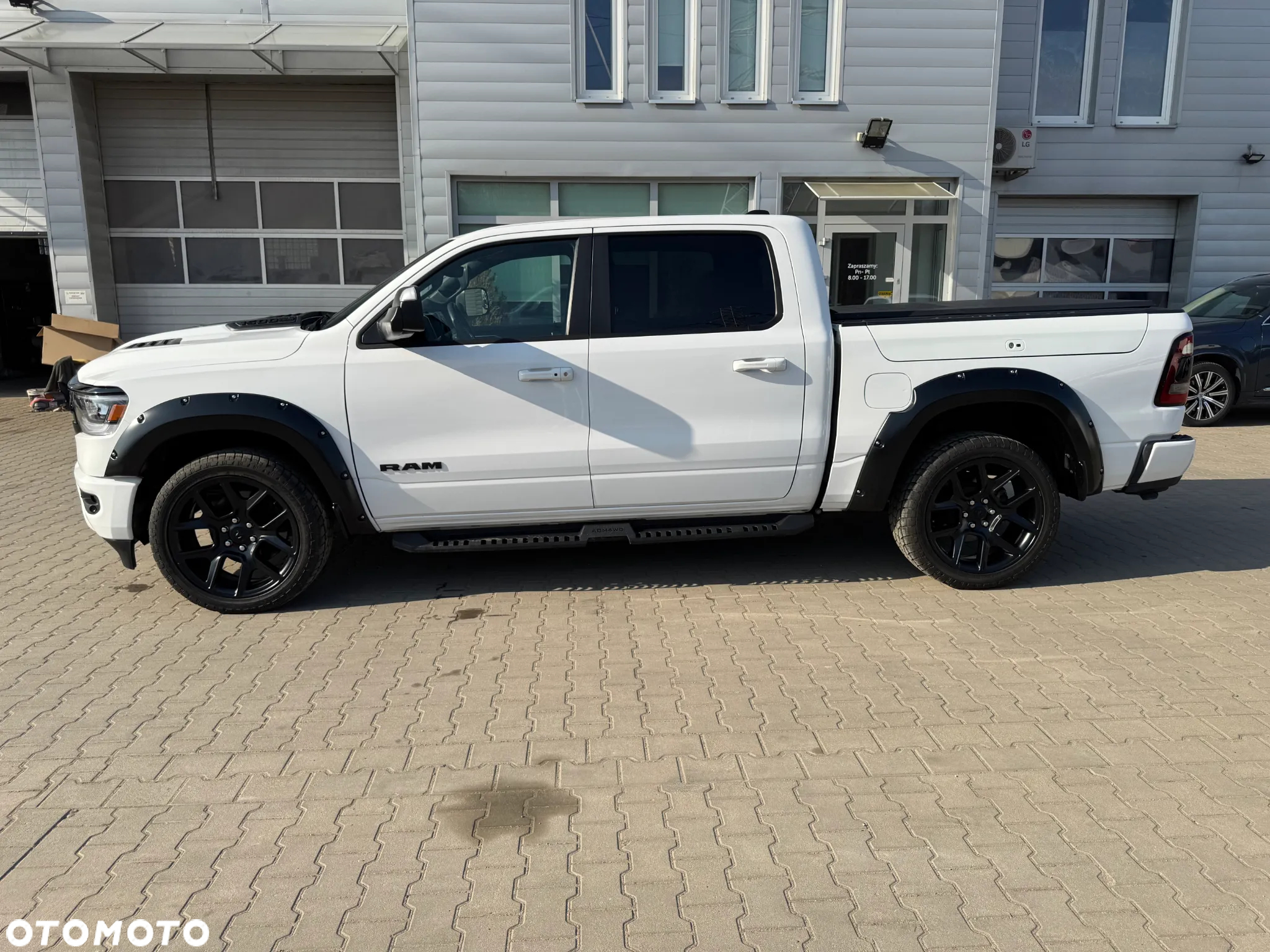 RAM 1500 Quad Cab Laramie - 9