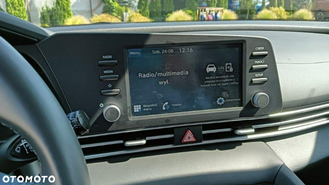 Hyundai Elantra 1.6 Smart CVT - 14