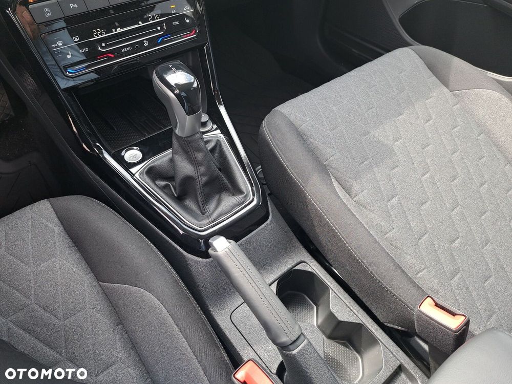 Volkswagen T-Cross - 15