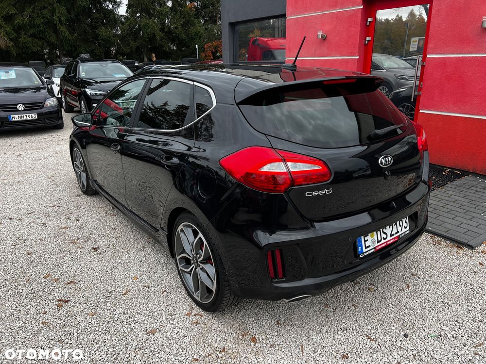 Kia Ceed 1.6 T-GDI GT-Challenge - 4