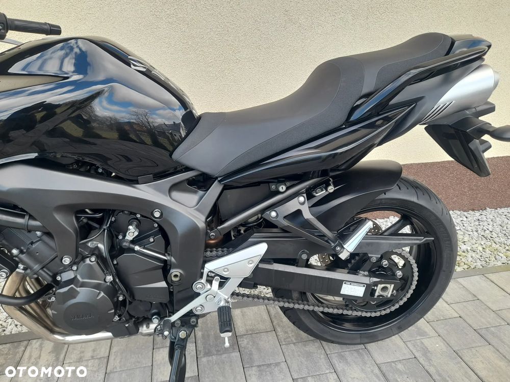 Yamaha FZ6 - 19