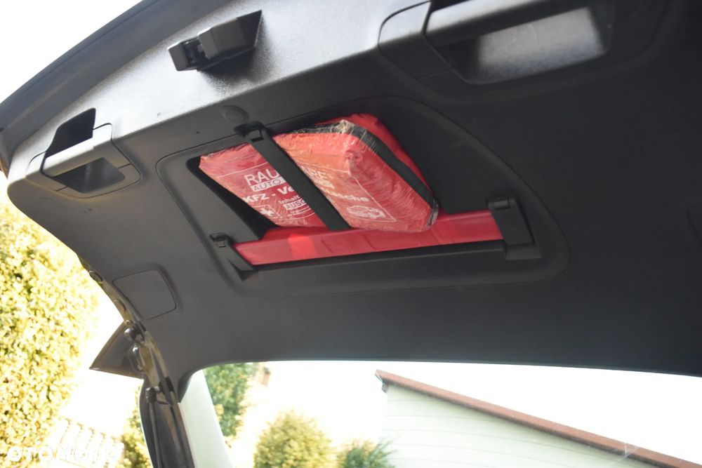 Opel Astra 1.4 Turbo Sports Tourer - 25