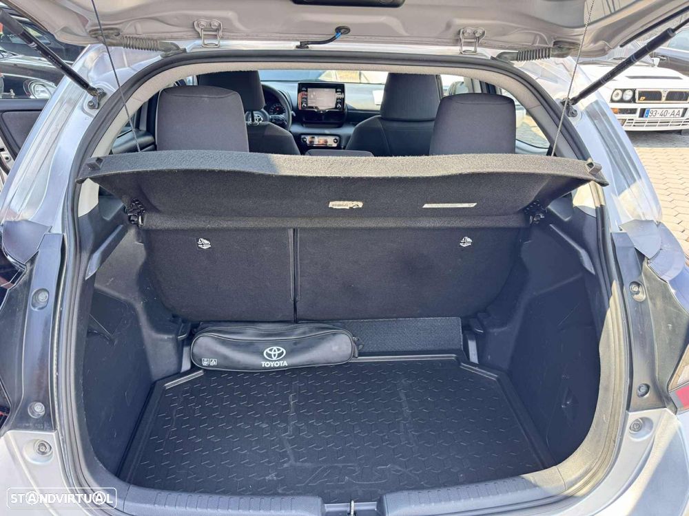Toyota Yaris - 11