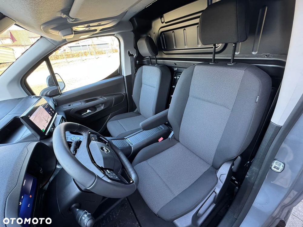 Opel Combo Cargo Mtech - 23