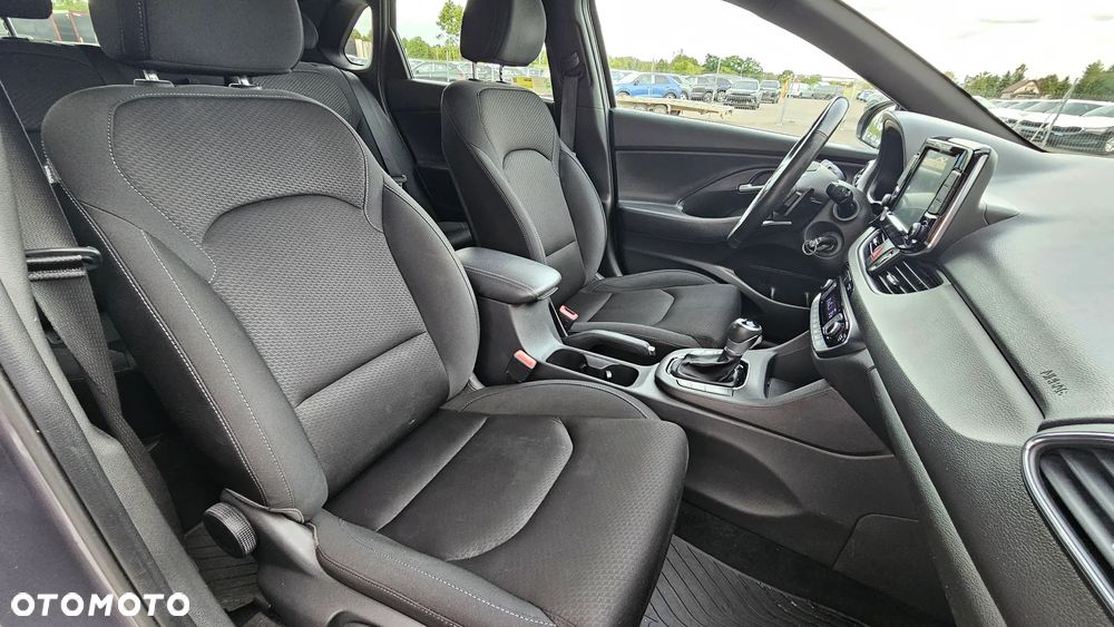 Hyundai i30 1.4 T-GDI Premium DCT - 19