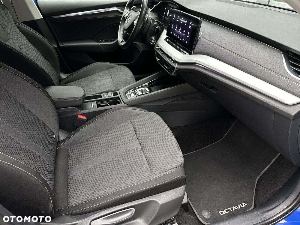 Skoda Octavia - 8