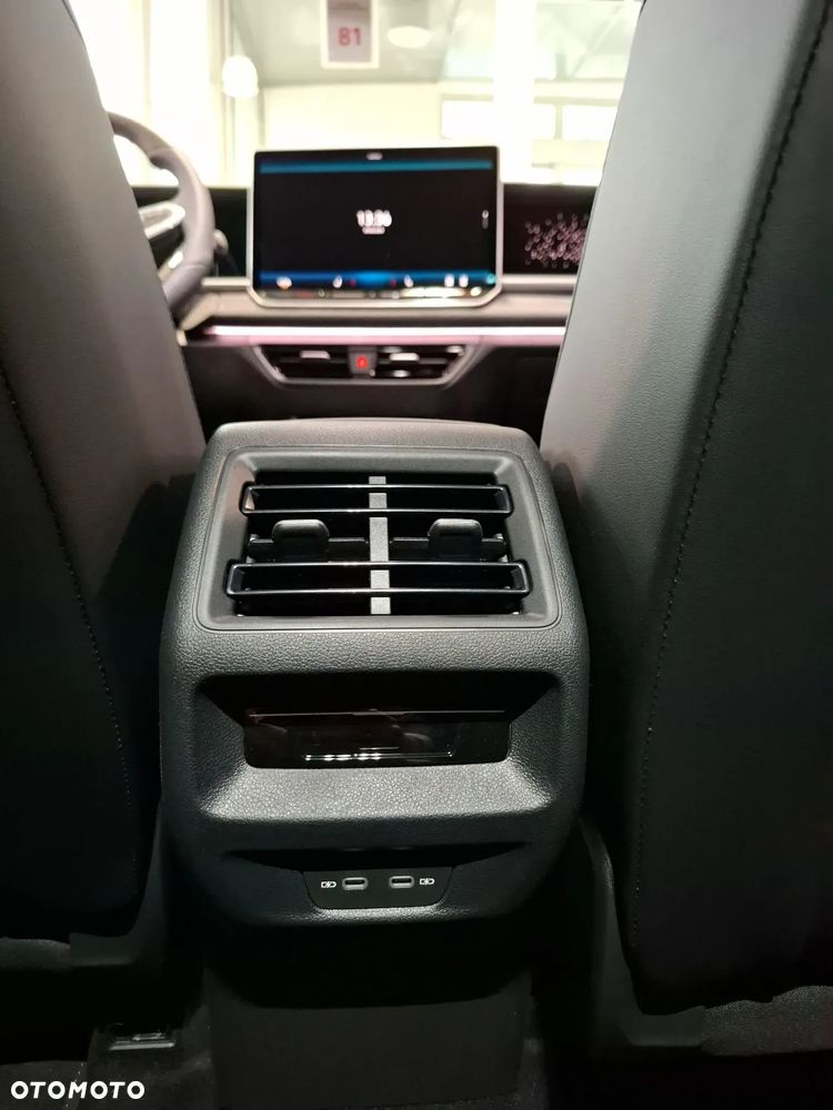 Volkswagen Tayron 2.0 TDI SCR 4Mot R-Line Plus DSG - 15