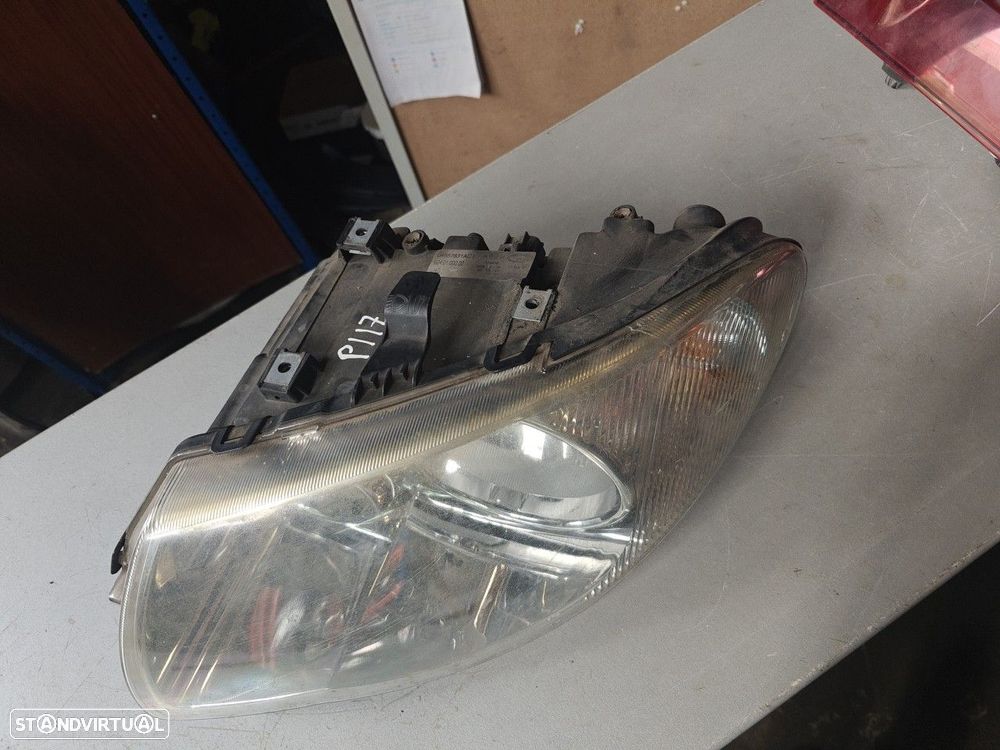 Farol Frente Esquerdo / Otica Esquerda Chrysler Voyager / Grand Voyage - 3