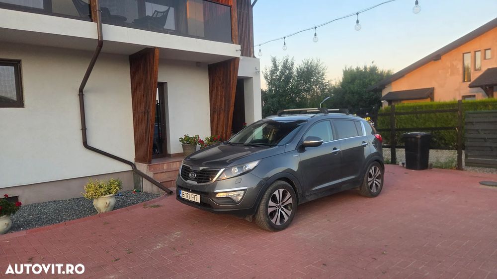 Kia Sportage 2.0 CRDI 4WD Automatik Spirit - 7