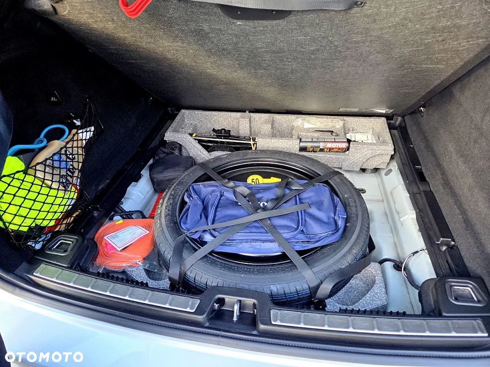 Volvo XC 60 D4 AWD R-Design - 11