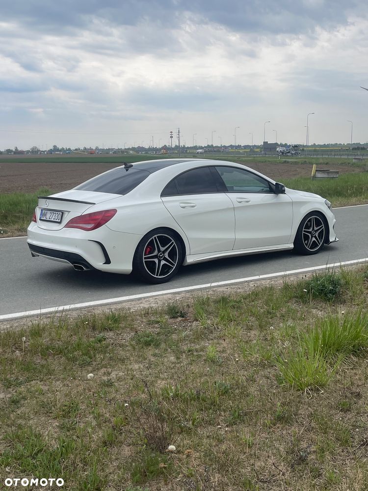 Mercedes-Benz CLA 250 7G-DCT - 11