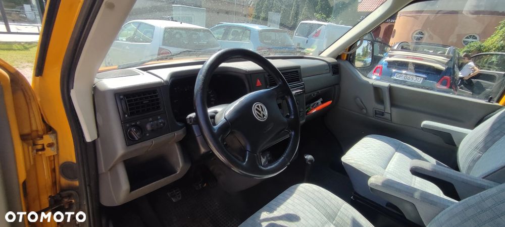 Volkswagen Transporter - 13