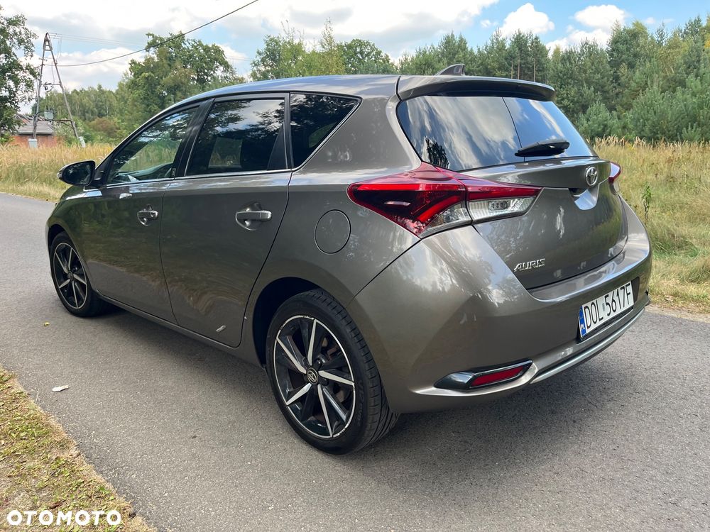 Toyota Auris 1.2 T GPF Selection - 10