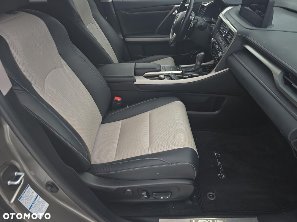 Lexus RX 450h F-Impression - 11