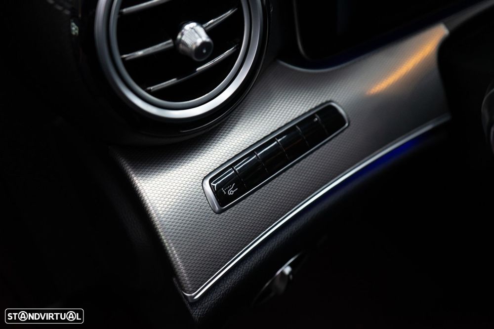 Mercedes-Benz E 220 d 9G-TRONIC AMG Line - 25