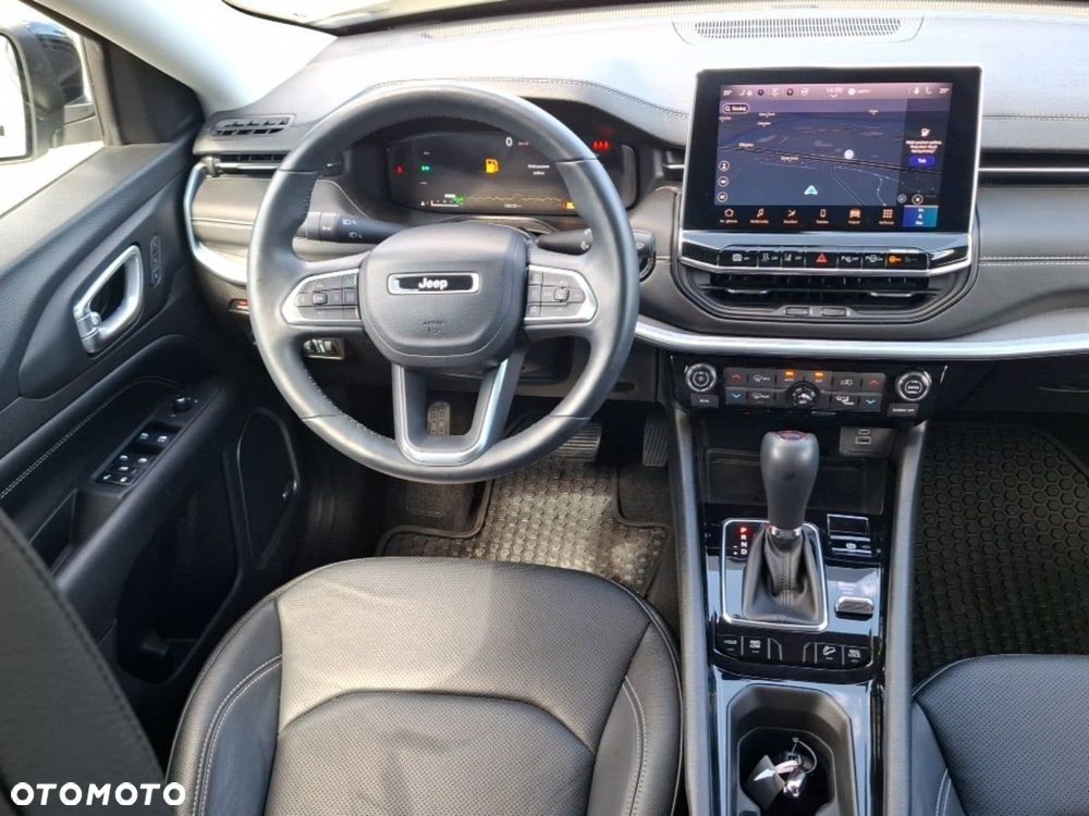 Jeep Compass - 8