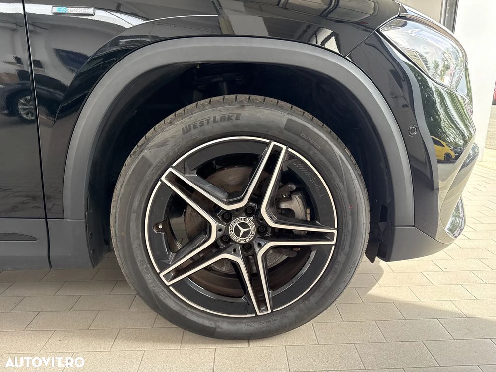Mercedes-Benz GLA 250 e - 15