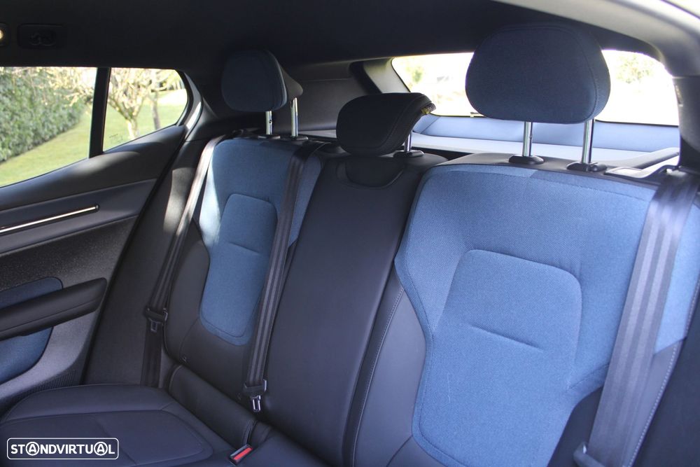 Volvo EX30 69 kWh Single Motor Extended Range Plus - 27