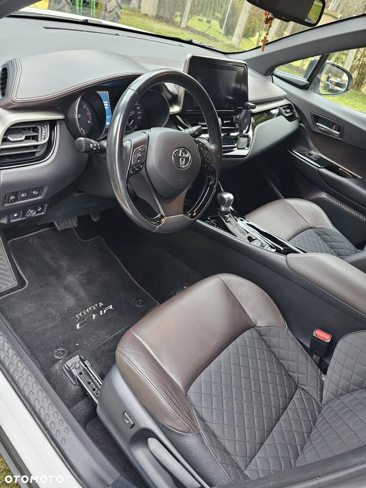 Toyota C-HR - 8