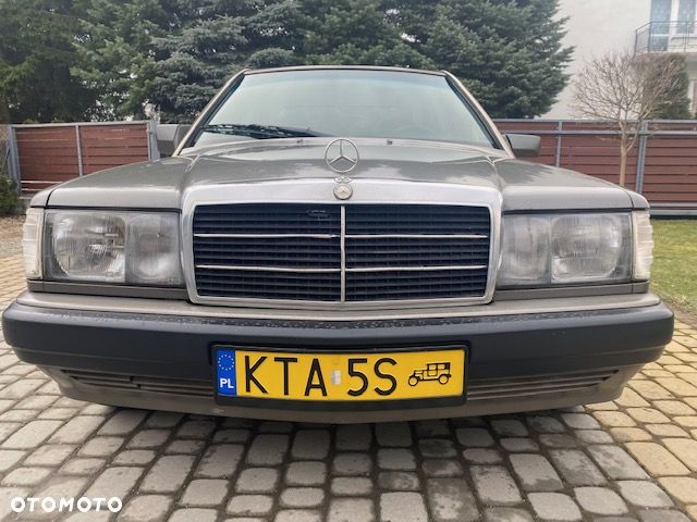 Mercedes-Benz W201 (190) - 26