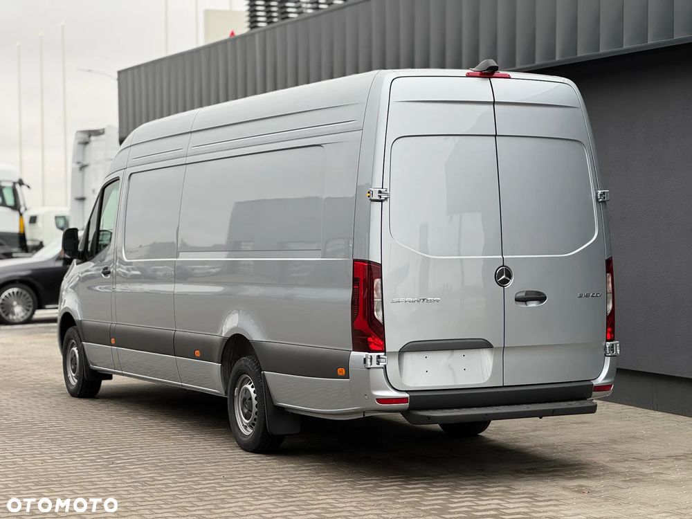 Mercedes-Benz Sprinter - 3