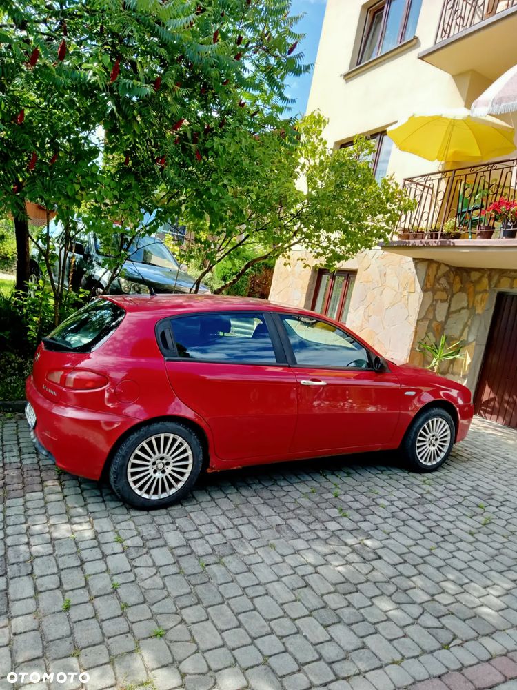 Alfa Romeo 147 - 3