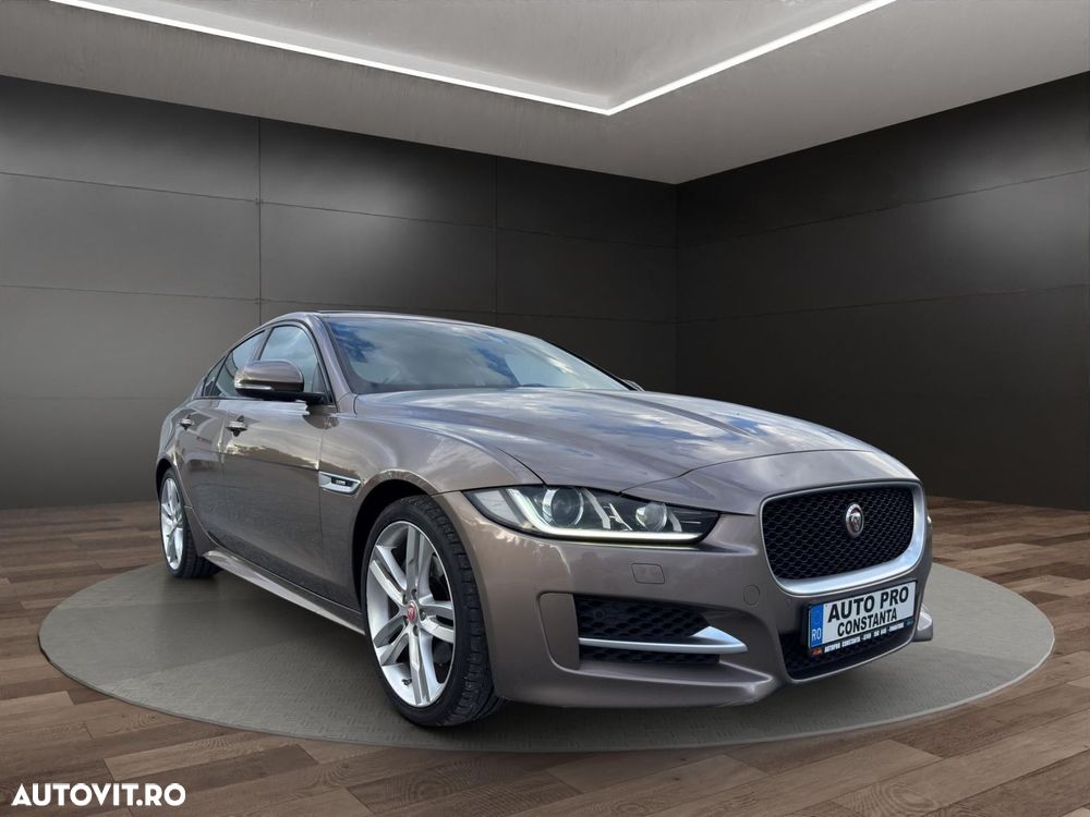 Jaguar XE - 2