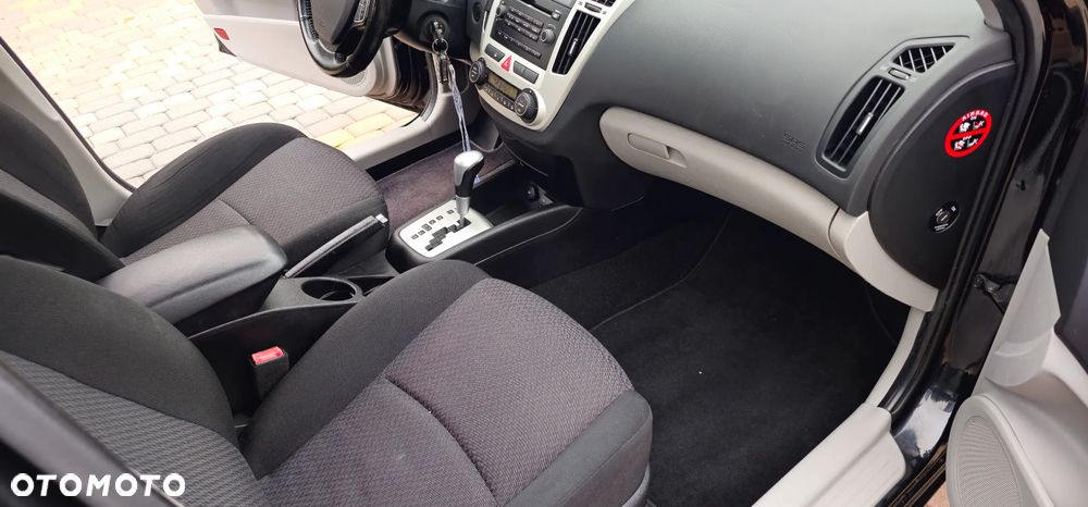 Kia Ceed 2.0 CVVT Automatik EX - 14