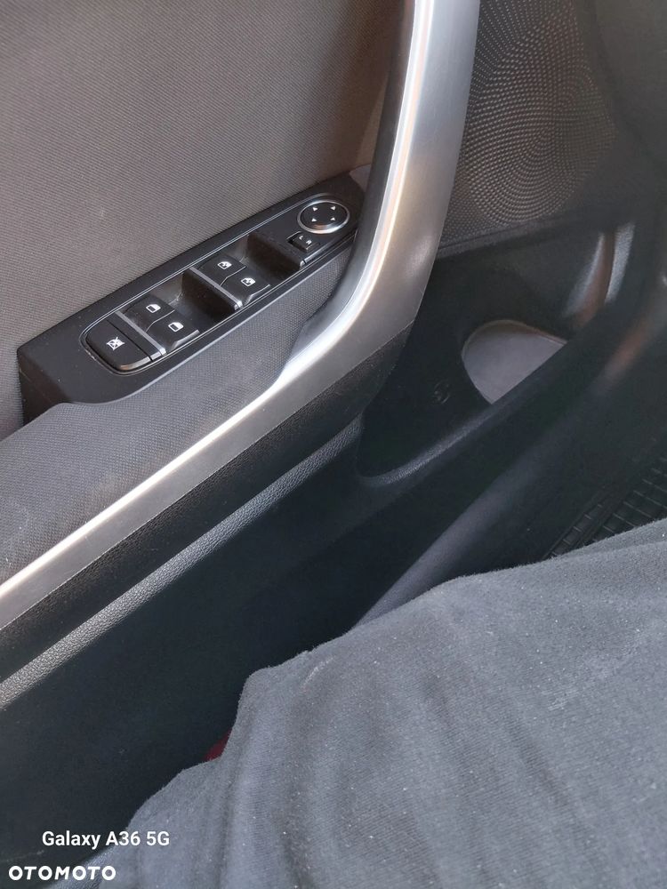 Kia Ceed 1.6 CRDi mHEV M - 16