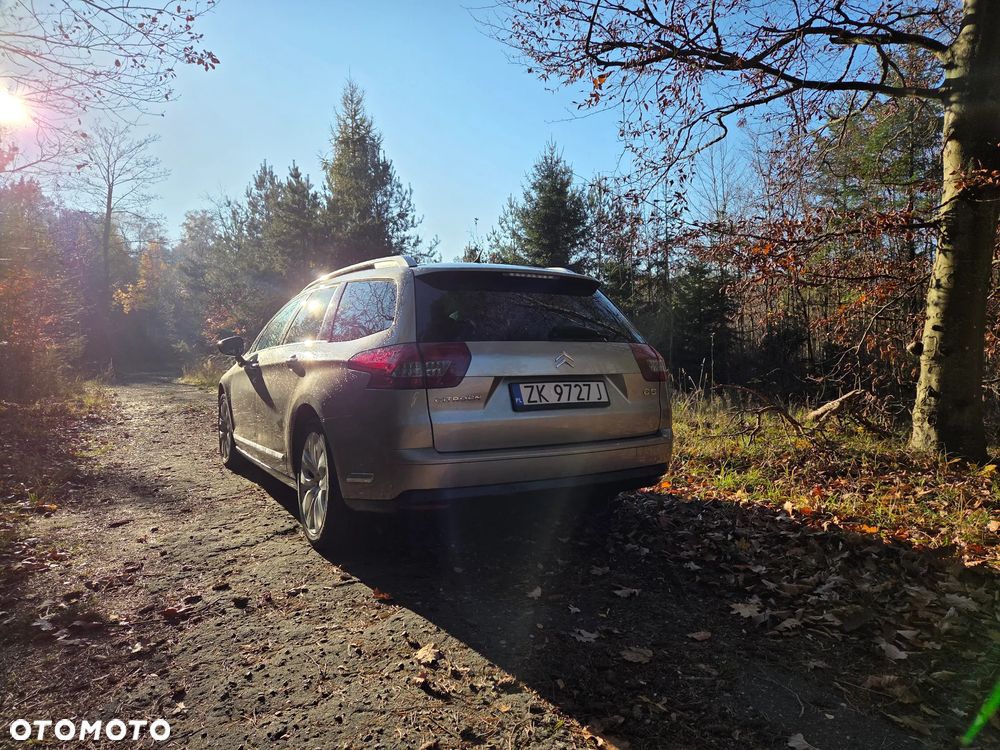 Citroën C5 HDi 135 FAP Exclusive - 5