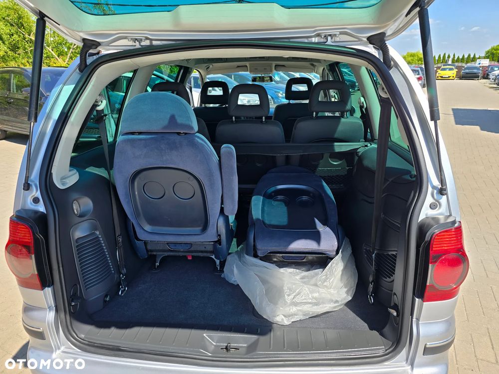 Volkswagen Sharan - 20