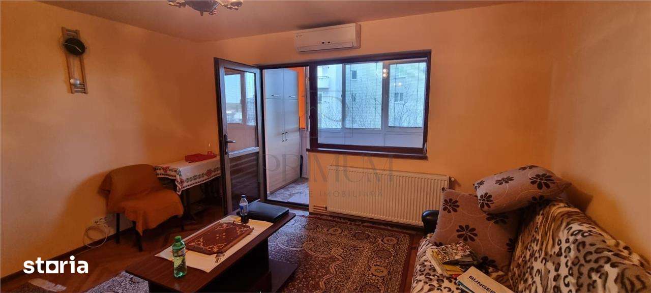 Simion Barnutiu - 2 Camere - Centrala proprie - Renovat - Spatios — fotografia 1