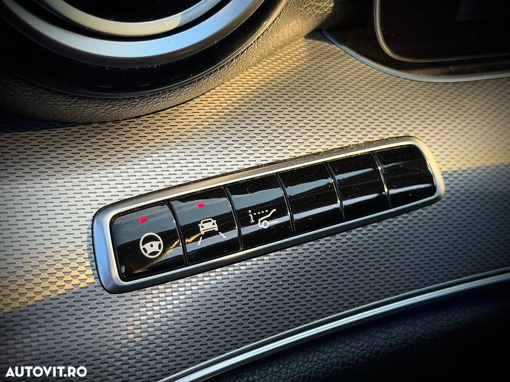 Mercedes-Benz E 220 d 9G-TRONIC AMG Line - 30
