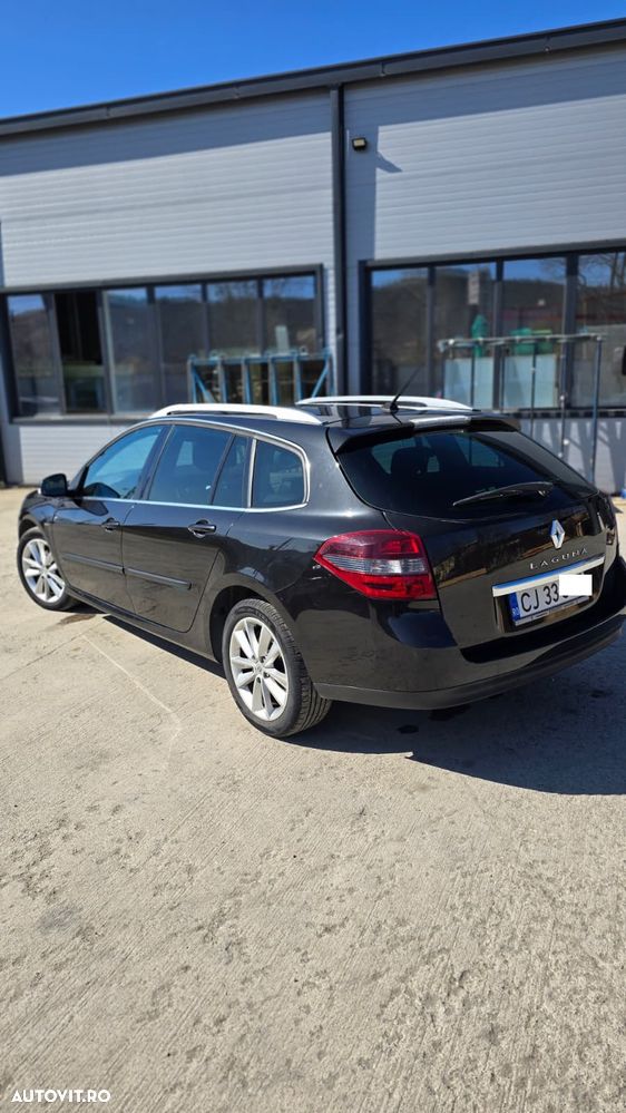 Renault Laguna dCi 110 FAP Bose Edition - 5