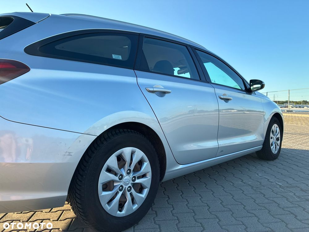 Hyundai i30 1.6 CRDi Comfort - 9