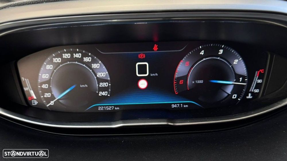 Peugeot 5008 1.5 BlueHDi Allure - 20