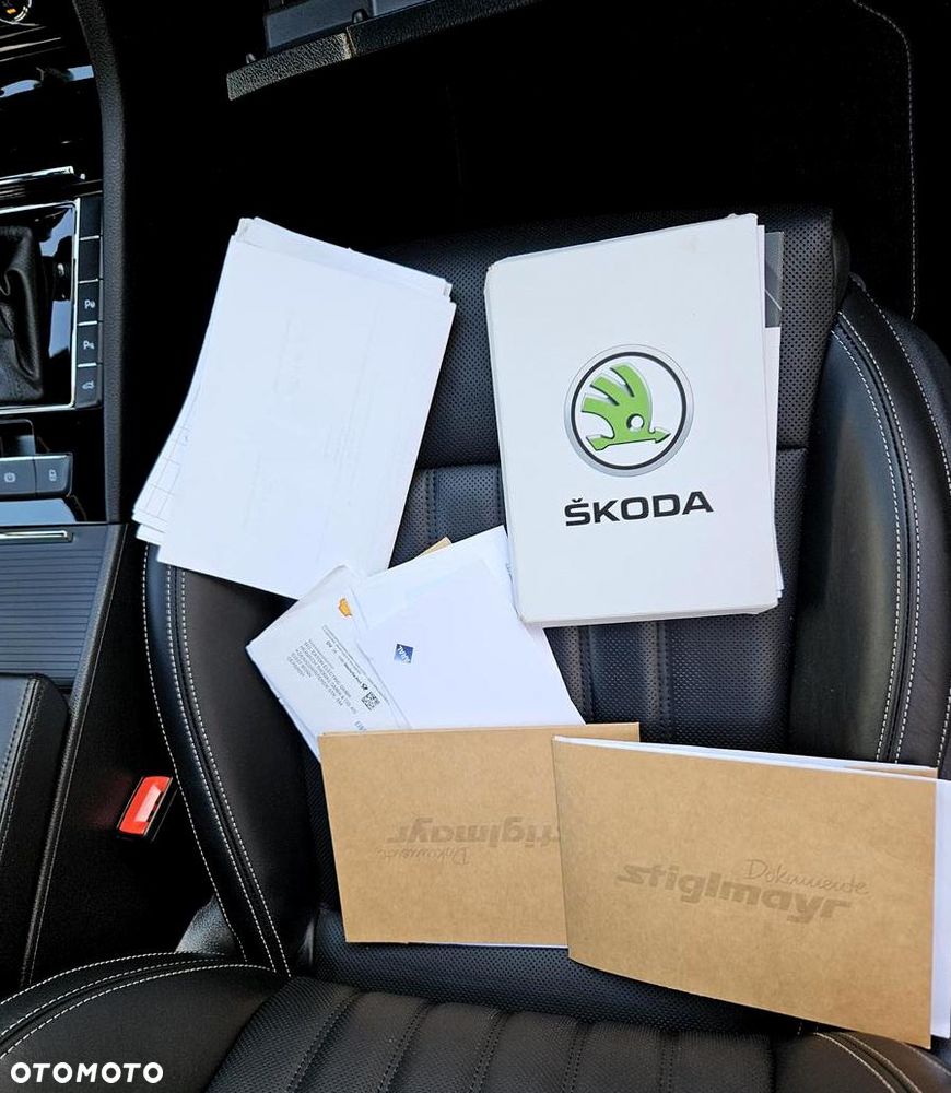 Skoda Superb 2.0 TDI DSG L&K - 32