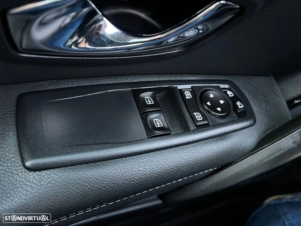 Renault Mégane Coupe 1.5 dCi Bose Edition SS - 17