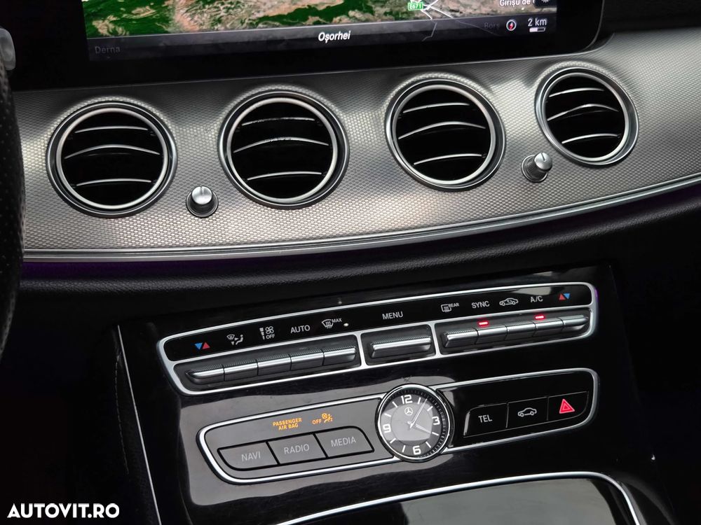 Mercedes-Benz E - 15