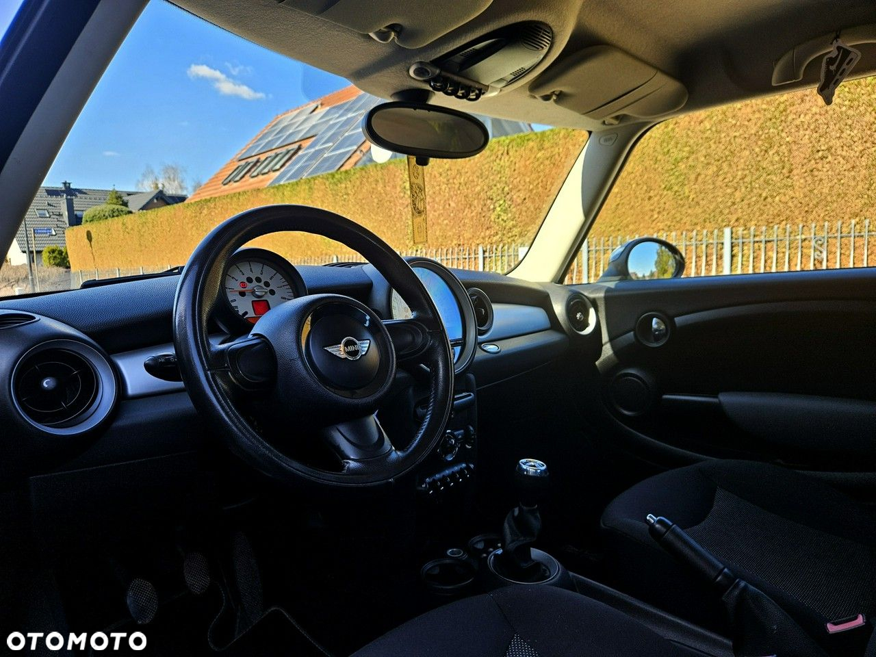 MINI ONE Standard - 9