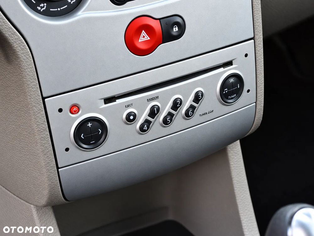 Renault Modus 1.6 16V Dynamique - 29