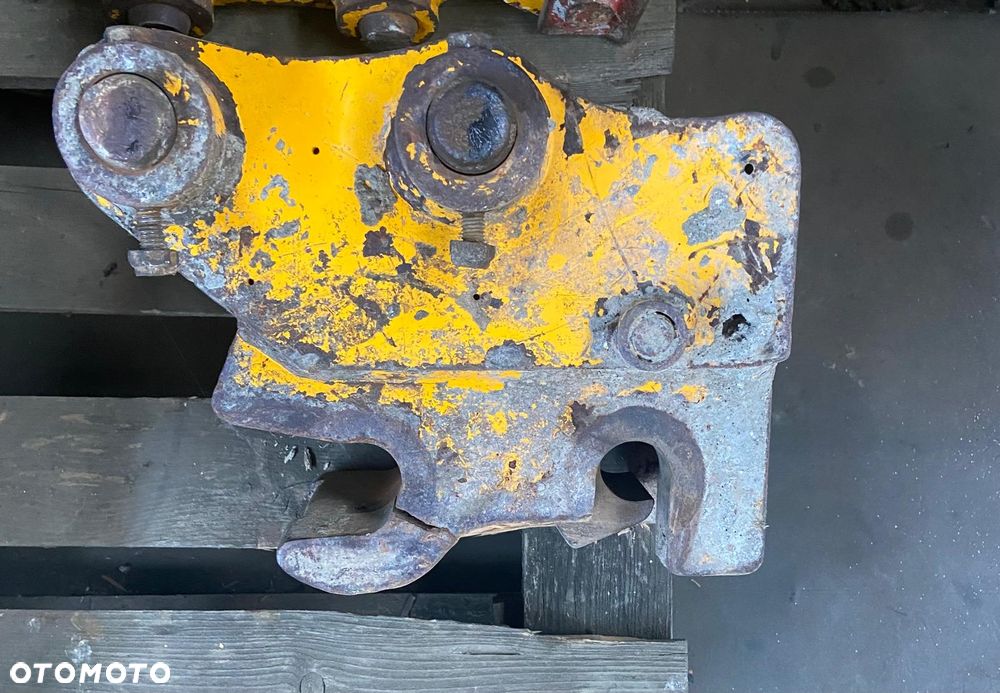 Używane Szybkozłącze oryginalne Jcb do 803 - 3