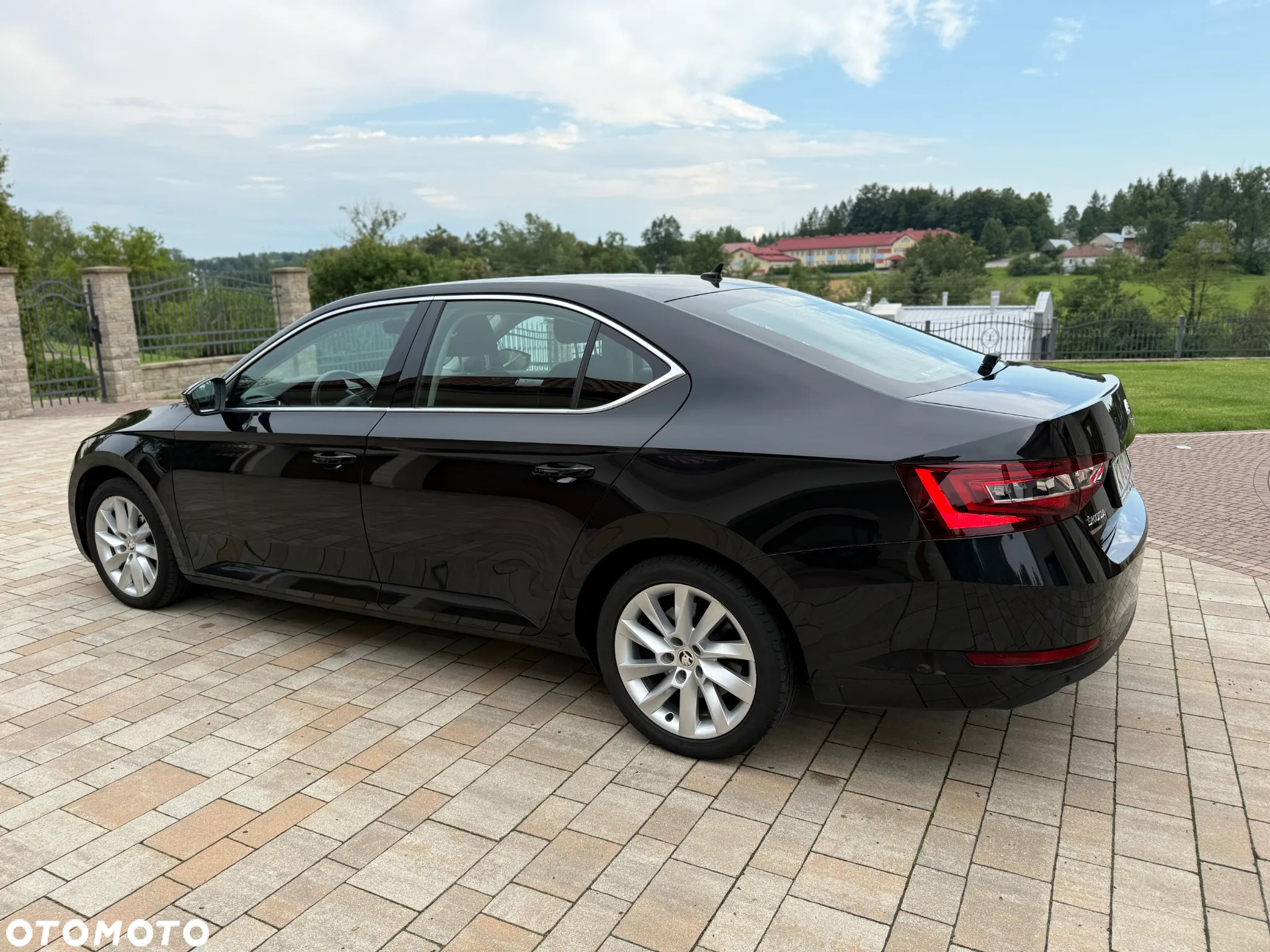 Skoda Superb 2.0 TDI 4x4 Ambition DSG - 9