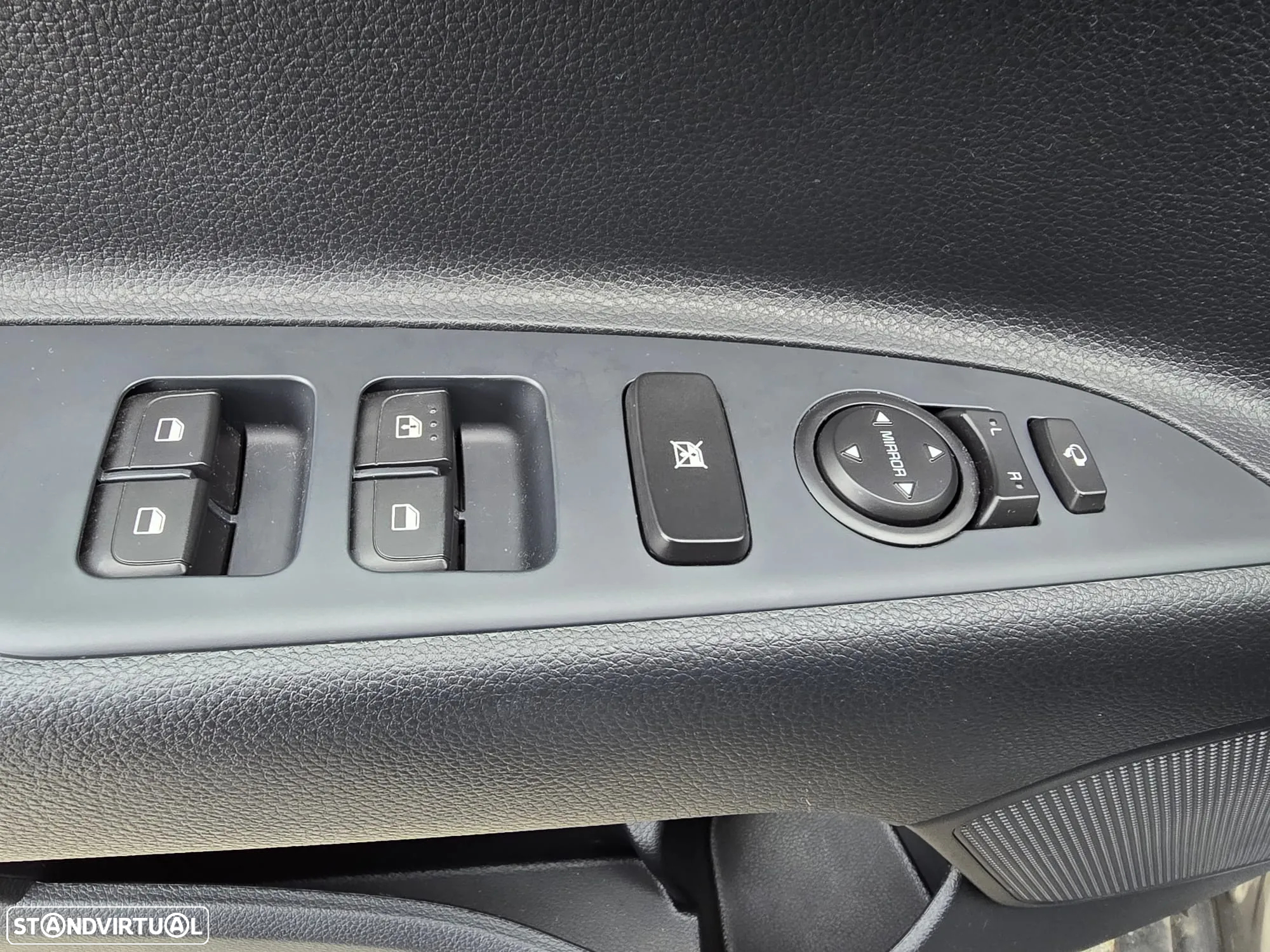 Kia Stonic 1.0 T-GDI Drive - 17