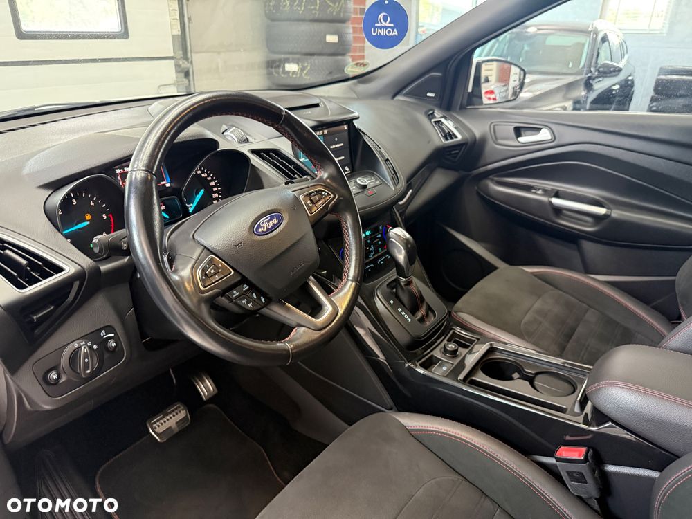 Ford Kuga 2.0 TDCi 4x4 ST-Line - 21