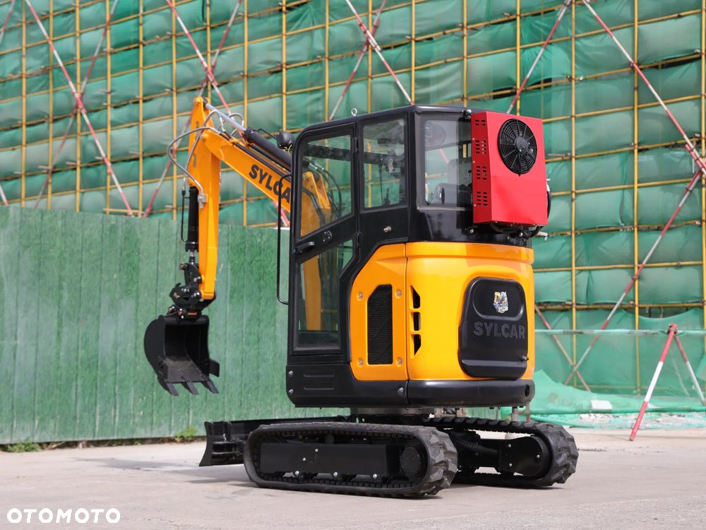 Inny Minikoparka Sylcar 25 - 6