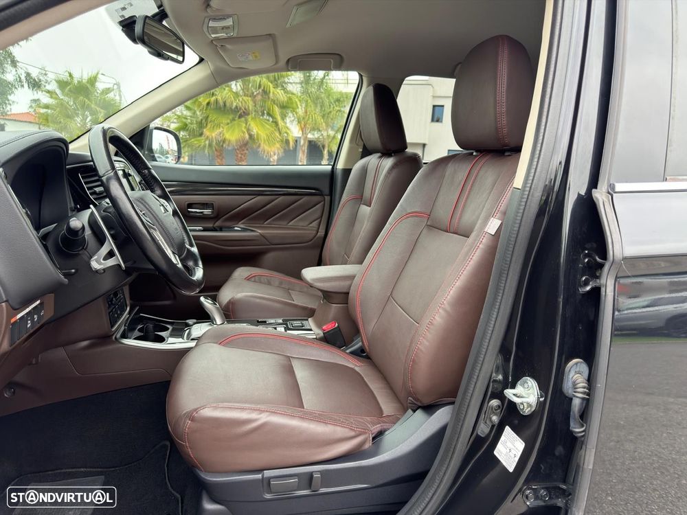 Mitsubishi Outlander 2.0 Instyle Navi - 21