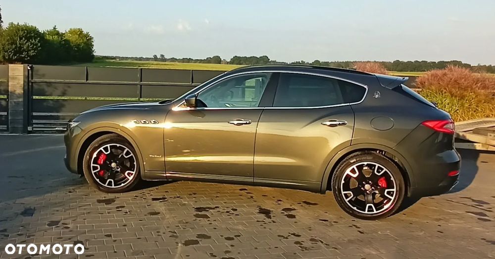 Maserati Levante S Q4 - 5